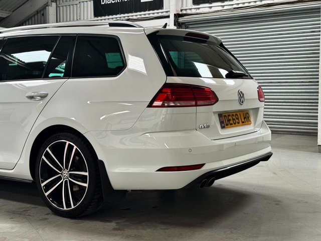 View our VOLKSWAGEN GOLF