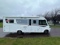 USED 2022 72 PILOTE G740 EVIDENCE 2.2  9 SPEED AUTO WITH ISLAND BED