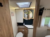USED 2022 72 PILOTE G740 EVIDENCE 2.2  9 SPEED AUTO WITH ISLAND BED