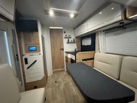 USED 2022 72 PILOTE G740 EVIDENCE 2.2  9 SPEED AUTO WITH ISLAND BED