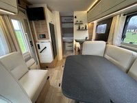 USED 2022 72 PILOTE G740 EVIDENCE 2.2  9 SPEED AUTO WITH ISLAND BED