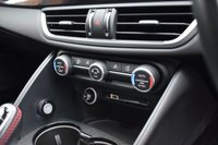 USED 2020 70 ALFA ROMEO GIULIA 2.9 V6 BITURBO QUADRIFOGLIO 4d 503 BHP BUCKETS / CARBON ROOF / REMUS