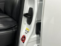 USED 2015 15 LAND ROVER DISCOVERY 3.0 SDV6 SE TECH 5d 255 BHP 7 Seater, Fuji White,Ebony Black Leather, Power Slide Sunroof,
