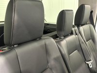 USED 2015 15 LAND ROVER DISCOVERY 3.0 SDV6 SE TECH 5d 255 BHP 7 Seater, Fuji White,Ebony Black Leather, Power Slide Sunroof,