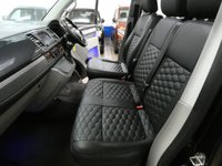 USED 2019 69 VOLKSWAGEN TRANSPORTER 2.0 T32 TDI KOMBI HIGHLINE 4MOTION BMT 196 BHP FULLY LOADED MASSIVE SPEC ABT BODY STYLING SUNROOF SAT NAV LEATHER HEATED ACC CRUISE REAR CAMERA PARKING SENSORS STUNNING EXAMPLE