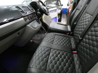 USED 2019 69 VOLKSWAGEN TRANSPORTER 2.0 T32 TDI KOMBI HIGHLINE 4MOTION BMT 196 BHP FULLY LOADED MASSIVE SPEC ABT BODY STYLING SUNROOF SAT NAV LEATHER HEATED ACC CRUISE REAR CAMERA PARKING SENSORS STUNNING EXAMPLE