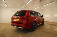 USED 2017 67 MITSUBISHI OUTLANDER 2.0 PHEV 4HS 5d 200 BHP LAST SERVICED AT 55,022 MILES IN A STUNNING COLOUR COMBO