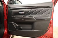 USED 2017 67 MITSUBISHI OUTLANDER 2.0 PHEV 4HS 5d 200 BHP LAST SERVICED AT 55,022 MILES IN A STUNNING COLOUR COMBO