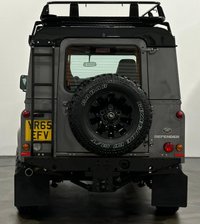 USED 2015 65 LAND ROVER DEFENDER 2.2 TD HARD TOP 2d 122 BHP 2457 Miles TWO THOUSAND FOUR HUNDRED FIFTY SEVEN MILES