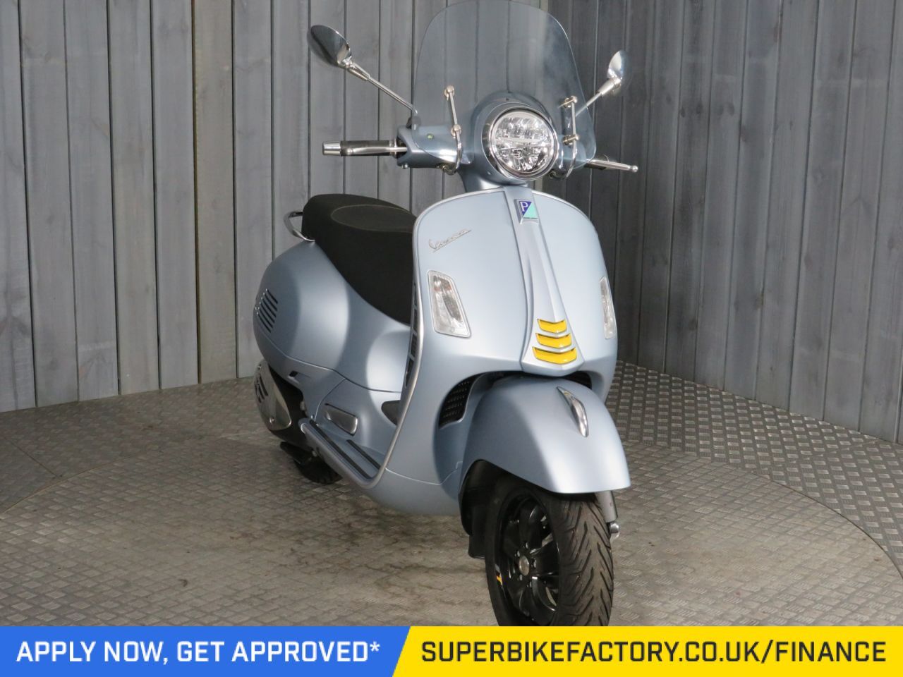 Vespa Gts 300 Hpe Vespa Grigio Delicato Matt 2022 PIAGGIO