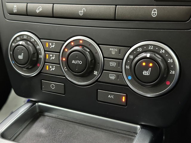 View our LAND ROVER FREELANDER