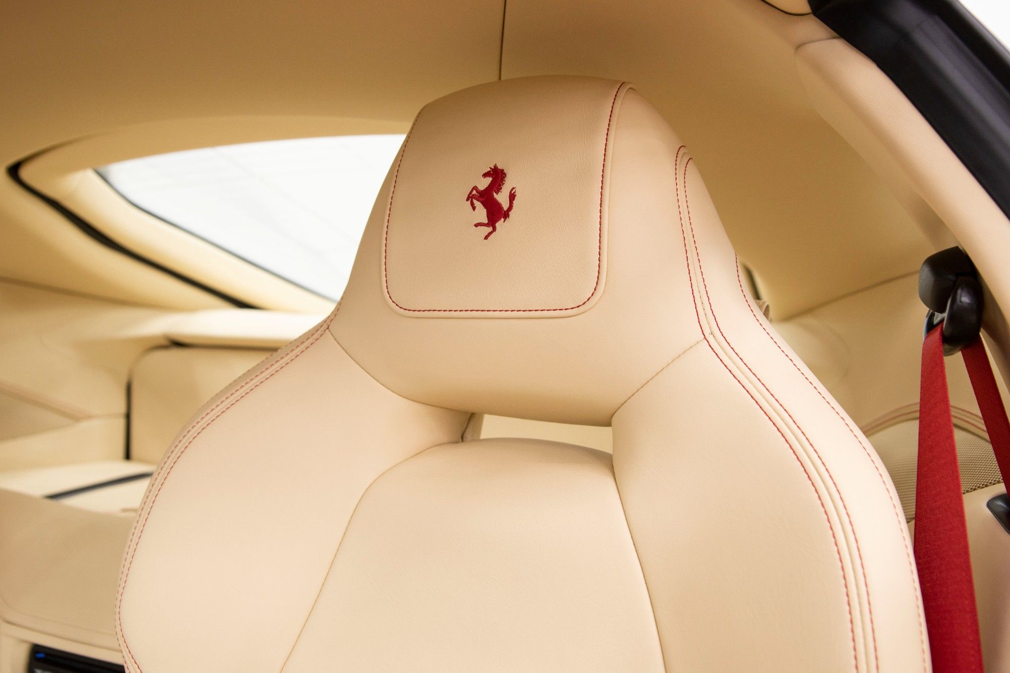 USED 2016 66 FERRARI F12 BERLINETTA 6.3 V12 