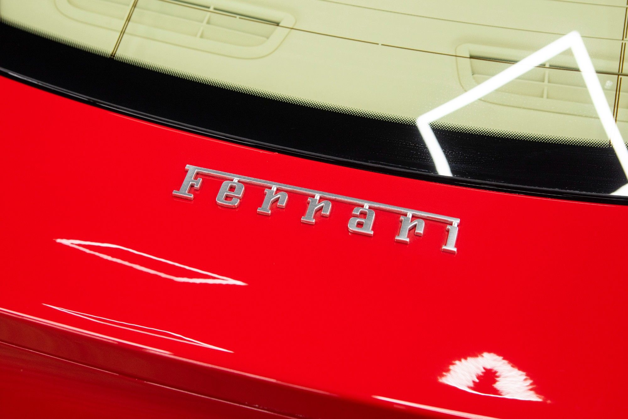 USED 2016 66 FERRARI F12 BERLINETTA 6.3 V12 