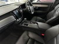 USED 2018 68 VOLVO V90 2.0 D4 CROSS COUNTRY AWD 5d 188 BHP WINTER PACK WITH HEAD UP DISPLAY !!