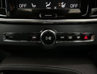 USED 2018 68 VOLVO V90 2.0 D4 CROSS COUNTRY AWD 5d 188 BHP WINTER PACK WITH HEAD UP DISPLAY !!