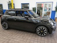 USED 2023 73 MINI HATCH COOPER COOPER S LEVEL 3 3d 181 BHP STUNNING EXAMPLE SAT NAV HARMAN KARDON SOUND LEATHER HEATED SEATS PANORAMIC SUNROOF REAR CAMERA PARKING SENSORS 1 OWNER MINI WARRANTY TILL SEPT 2026
