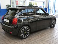 USED 2023 73 MINI HATCH COOPER COOPER S LEVEL 3 3d 181 BHP STUNNING EXAMPLE SAT NAV HARMAN KARDON SOUND LEATHER HEATED SEATS PANORAMIC SUNROOF REAR CAMERA PARKING SENSORS 1 OWNER MINI WARRANTY TILL SEPT 2026