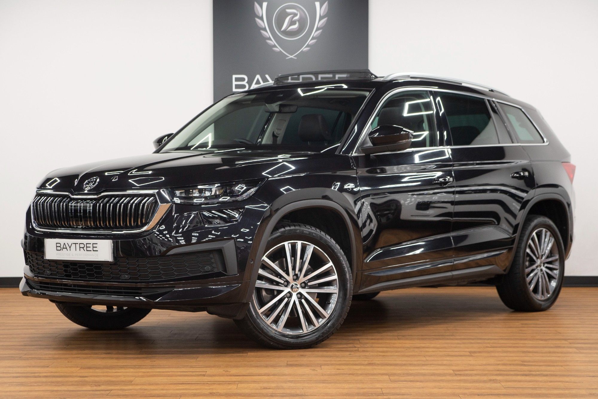 USED 2023 23 SKODA KODIAQ Laurin & Klement 