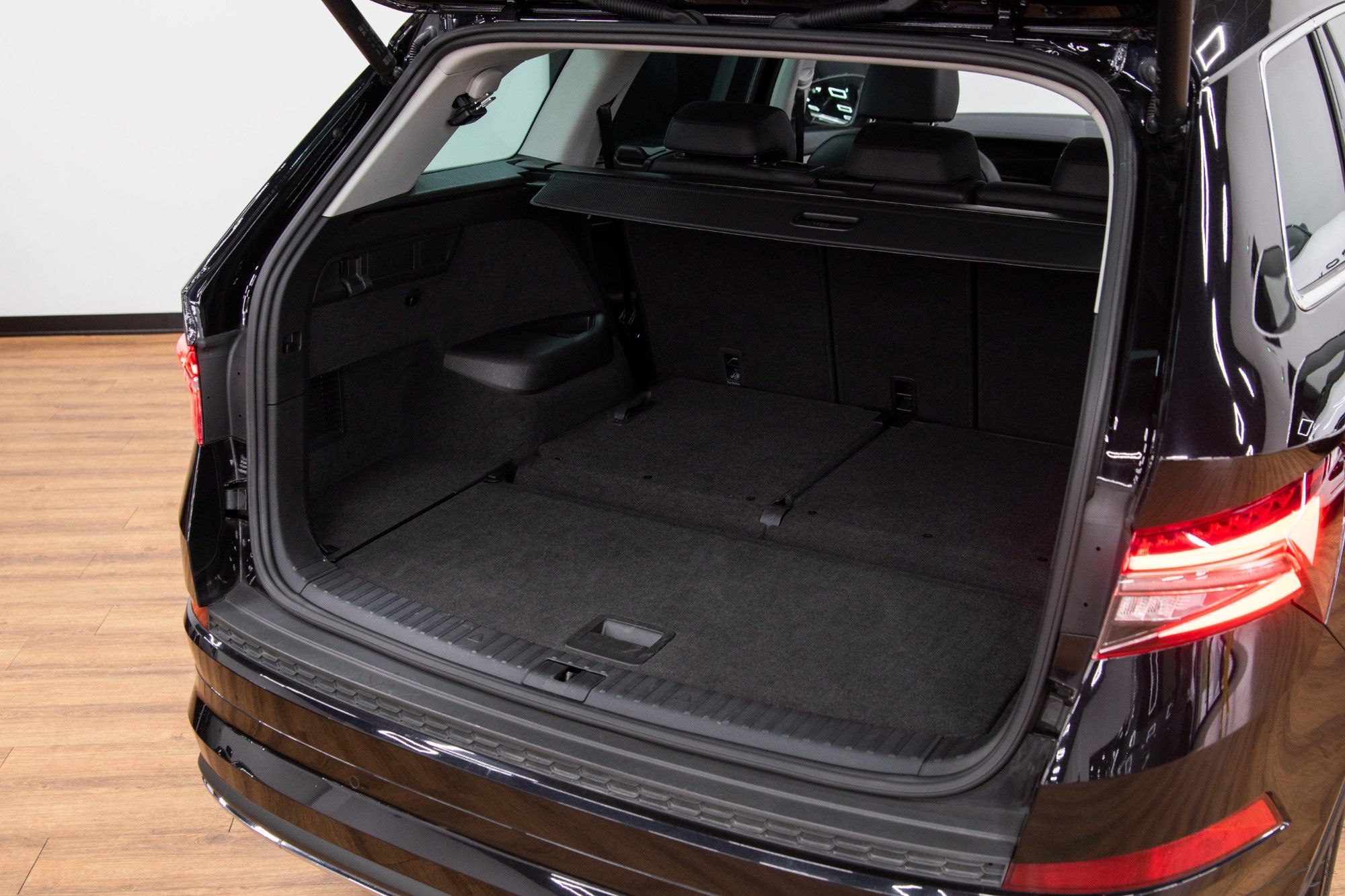USED 2023 23 SKODA KODIAQ Laurin & Klement 