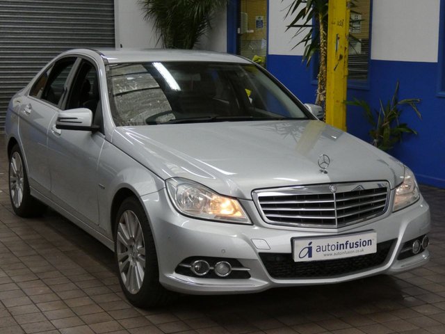 2011 B Mercedes-Benz C-Class 1.8 C180 BLUEEFFICIENCY ELEGANCE 4d 155 BHP