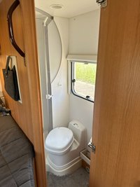USED 2007 07 KNAUS SUN TI 650 KNAUS SUN TI 650 MF 2.5 150.35 LWB L3H1 150 BHP 4 BERTH 4 TRAVEL SEATS- FIXED BED