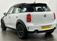 USED 2012 62 MINI COUNTRYMAN 2.0 COOPER SD 5d 141 BHP Striking Light White, Charcoal Sports Seats, 17" Alloy Sports Alloy Wheels