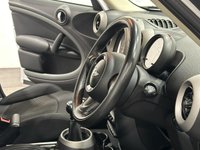 USED 2012 62 MINI COUNTRYMAN 2.0 COOPER SD 5d 141 BHP Striking Light White, Charcoal Sports Seats, 17" Alloy Sports Alloy Wheels