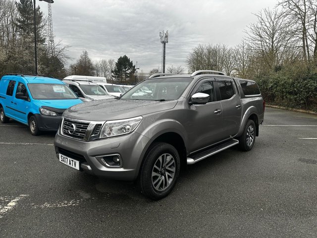 2017 55 Nissan Navara 2.3 DCI TEKNA 4X4 SHR DCB 0d 190 BHP