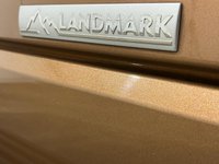 USED 2016 65 LAND ROVER DISCOVERY 3.0 SDV6 LANDMARK 5d 255 BHP 7 Seater , Striking Zanzibar Metallic, Full Leather Interior, Glass Sunrrof, Privacy Glass ,  Complete Service Record
