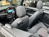 USED 2021 71 MINI CONVERTIBLE 1.5 COOPER CLASSIC 3d 134 BHP 1 LADY OWNER MINI HISTORY+ WARRANTY