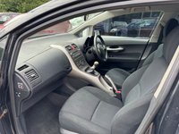 USED 2009 09 TOYOTA AURIS 1.3 TR VVT-I S/S 5d 99 BHP 
