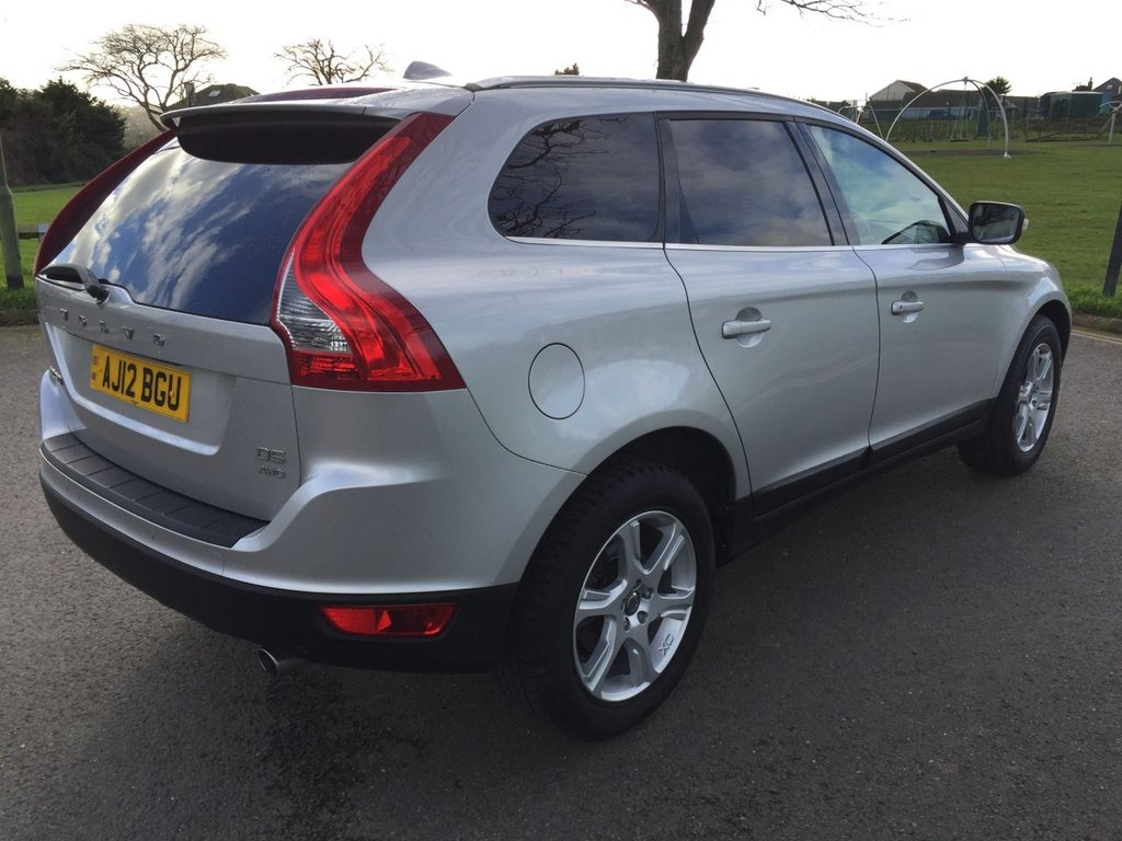 USED 2012 12 VOLVO XC60 2.4 D5 SE LUX AWD 5d 212 BHP SAT NAV DAB HEATED SEATS