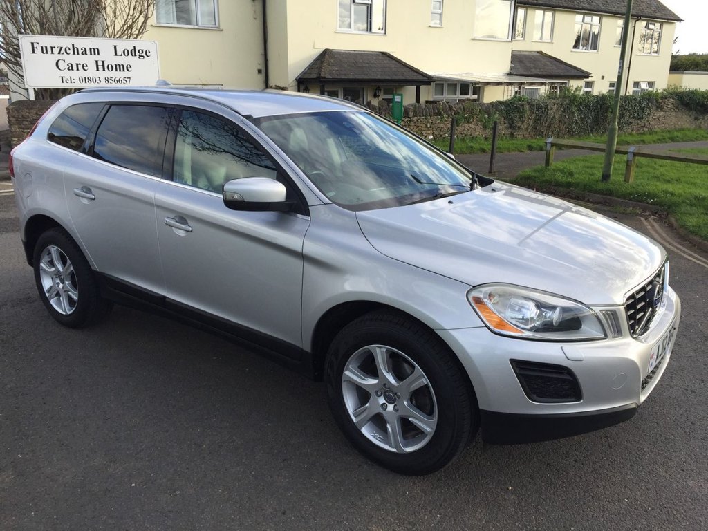 USED 2012 12 VOLVO XC60 2.4 D5 SE LUX AWD 5d 212 BHP SAT NAV DAB HEATED SEATS