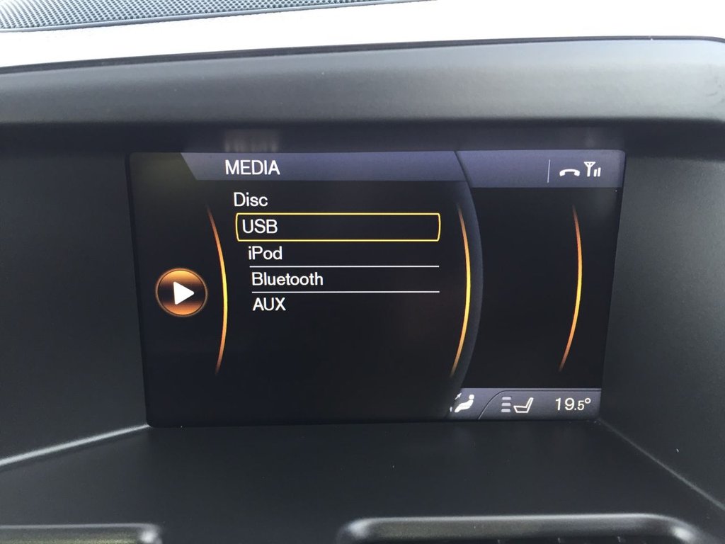 USED 2012 12 VOLVO XC60 2.4 D5 SE LUX AWD 5d 212 BHP SAT NAV DAB HEATED SEATS
