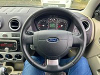 USED 2011 61 FORD FUSION 1.6 TITANIUM 5d 100 BHP Low Mileage Fusion With Parking Sensors