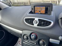 USED 2011 11 RENAULT CLIO 1.1 DYNAMIQUE TOMTOM 16V 5d 75 BHP TomTom Sat Nav + Air Conditioning