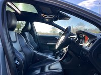 USED 2016 65 VOLVO XC60 2.0 D4 R-DESIGN LUX NAV 5d 188 BHP 