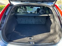 USED 2016 65 VOLVO XC60 2.0 D4 R-DESIGN LUX NAV 5d 188 BHP 