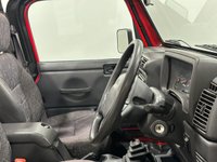 USED 2002 02 JEEP WRANGLER 4.0 SPORT 3d 174 BHP 175 BHP 4.0 Sport Petrol