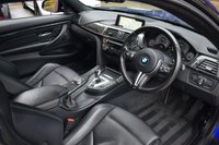 USED 2018 68 BMW M4 3.0 M4 COMPETITION 2d 444 BHP H&K / CARBON / SAN MARINO BLUE