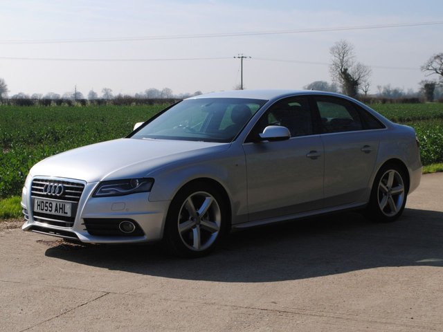 2010 59 Audi A4 2.0 TDI S LINE 4d 141 BHP