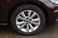 USED 2017 17 VOLKSWAGEN GOLF 1.0 SE TSI BLUEMOTION TECHNOLOGY 5d 109 BHP Apple/Android-DAB Spare Wheel