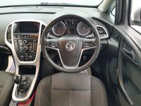 USED 2015 15 VAUXHALL ASTRA 2.0 SRI CDTI S/S 5d 163 BHP 