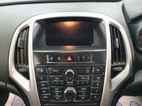 USED 2015 15 VAUXHALL ASTRA 2.0 SRI CDTI S/S 5d 163 BHP 
