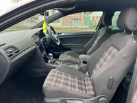 USED 2018 18 VOLKSWAGEN GOLF 2.0 GTI TSI DSG 3d 227 BHP 