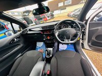 USED 2013 63 CITROEN DS3 1.6 E-HDI DSTYLE PLUS 3d 90 BHP Stunning looking DS3 in White with Whisper Purple Roof