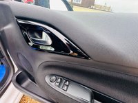 USED 2013 63 CITROEN DS3 1.6 E-HDI DSTYLE PLUS 3d 90 BHP Stunning looking DS3 in White with Whisper Purple Roof