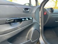 USED 2017 17 RENAULT CAPTUR 1.5 DYNAMIQUE MEDIANAV ENERGY DCI S/S 5d 110 BHP 
