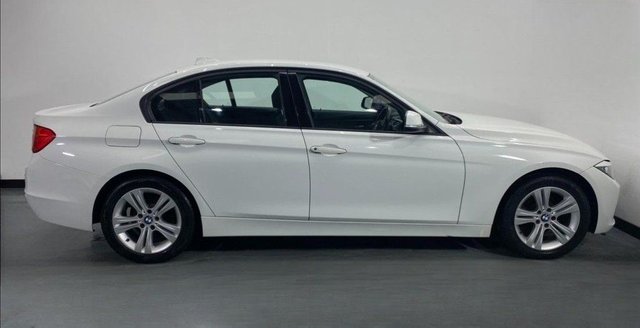 2013 BMW 3 SERIES - Photo 8