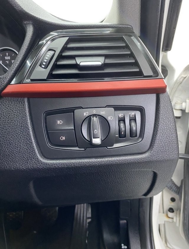 2013 BMW 3 SERIES - Photo 11